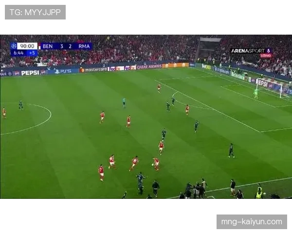 本菲卡点球大战胜出，门将特鲁宾扑出两粒点球